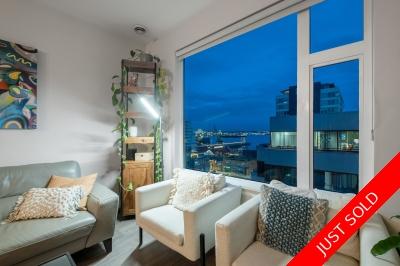 Lower Lonsdale Apartment/Condo for sale:  2 bedroom 918 sq.ft. (Listed 2023-05-12)